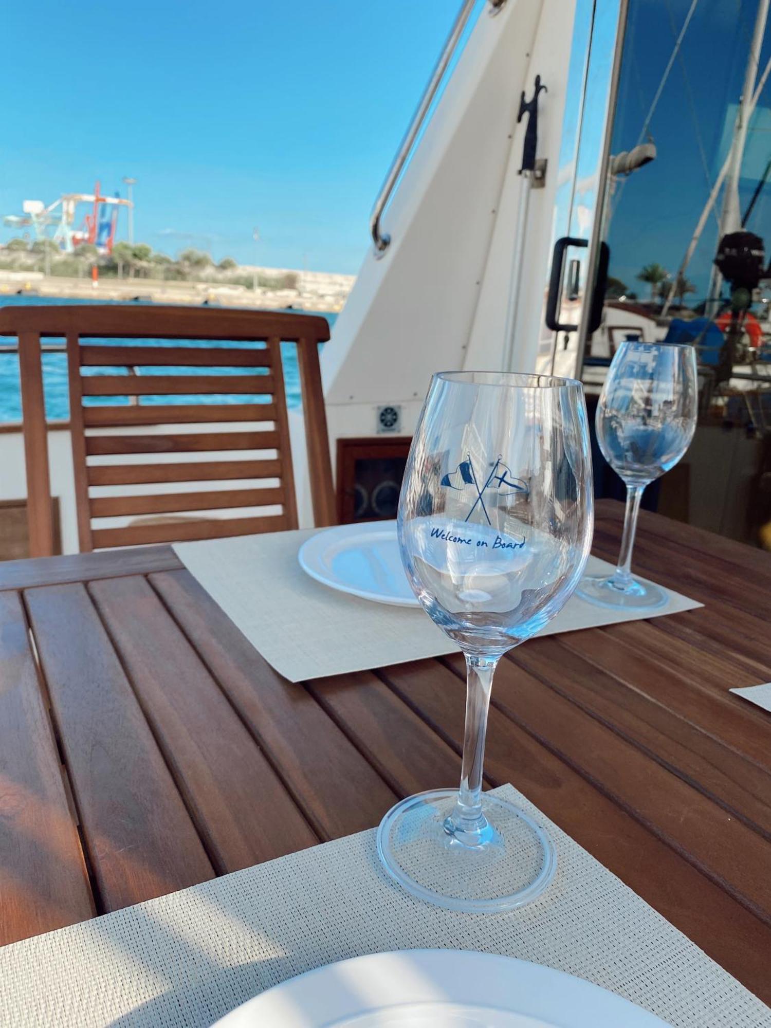Malmo'S Yacht Hotel Valencia Ngoại thất bức ảnh