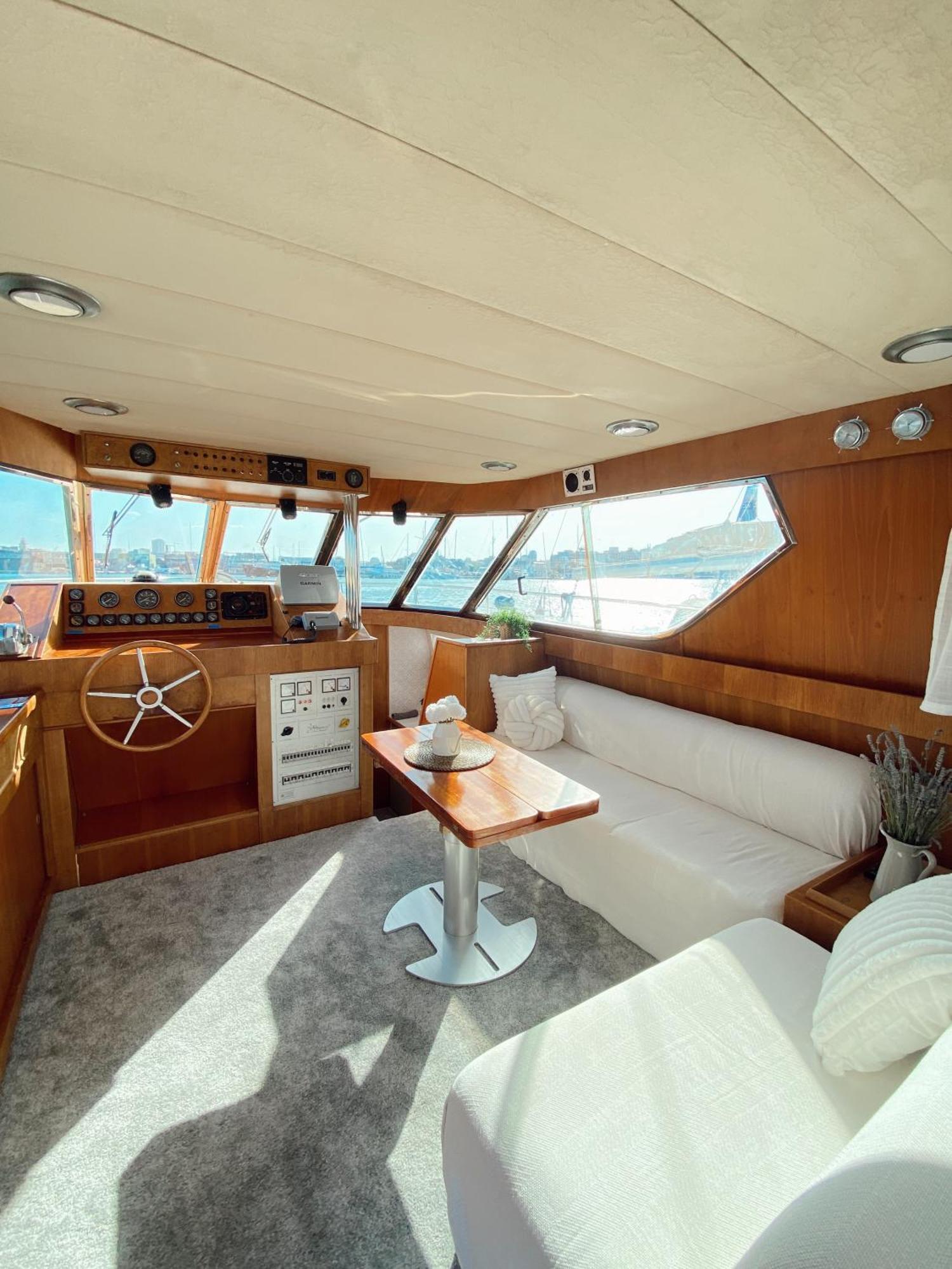 Malmo'S Yacht Hotel Valencia Ngoại thất bức ảnh